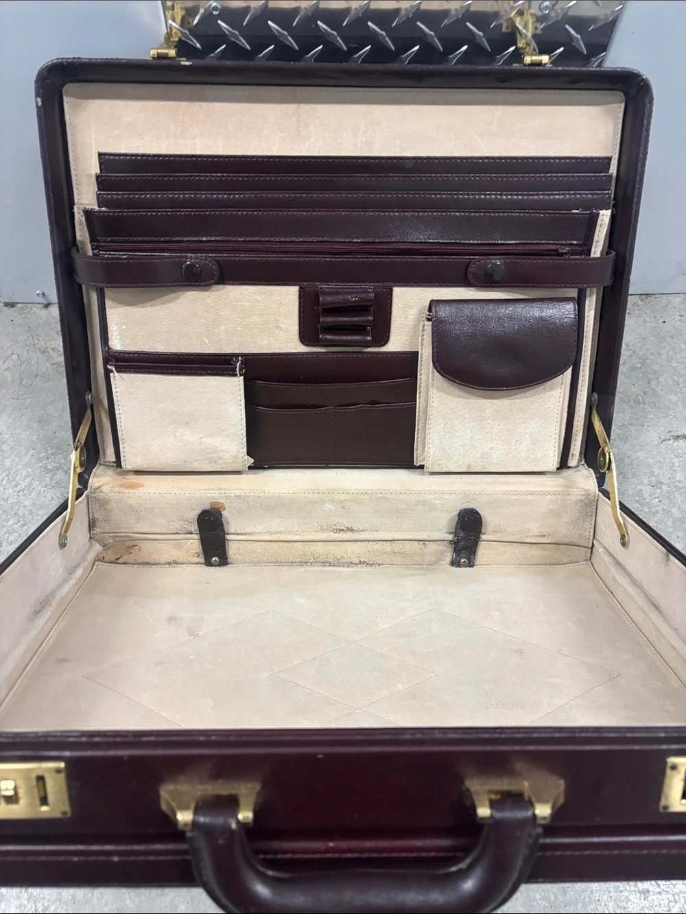 Men's Classic Burgundy Leather Briefcase with Gold Hardware